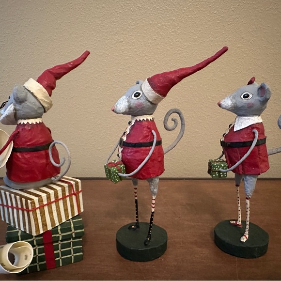 Festive Holiday Elf and Mouse Figurine Set - Picture 7 of 7
